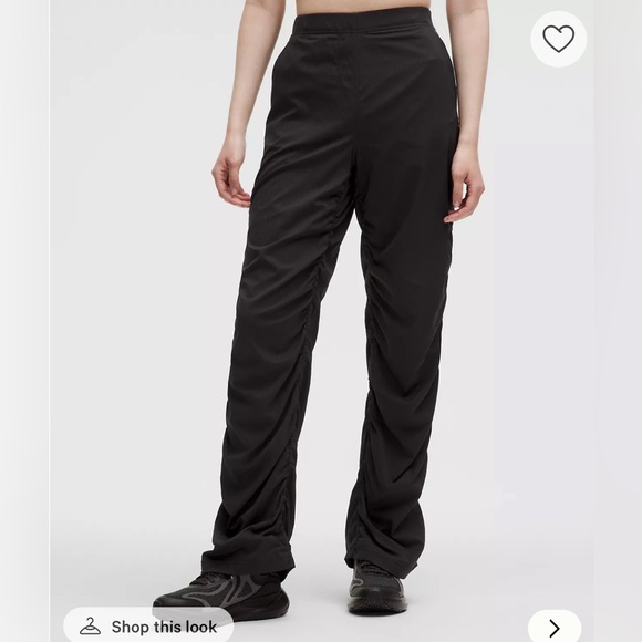 Dance Studio Slim-Fit High-Rise Flared Pant S